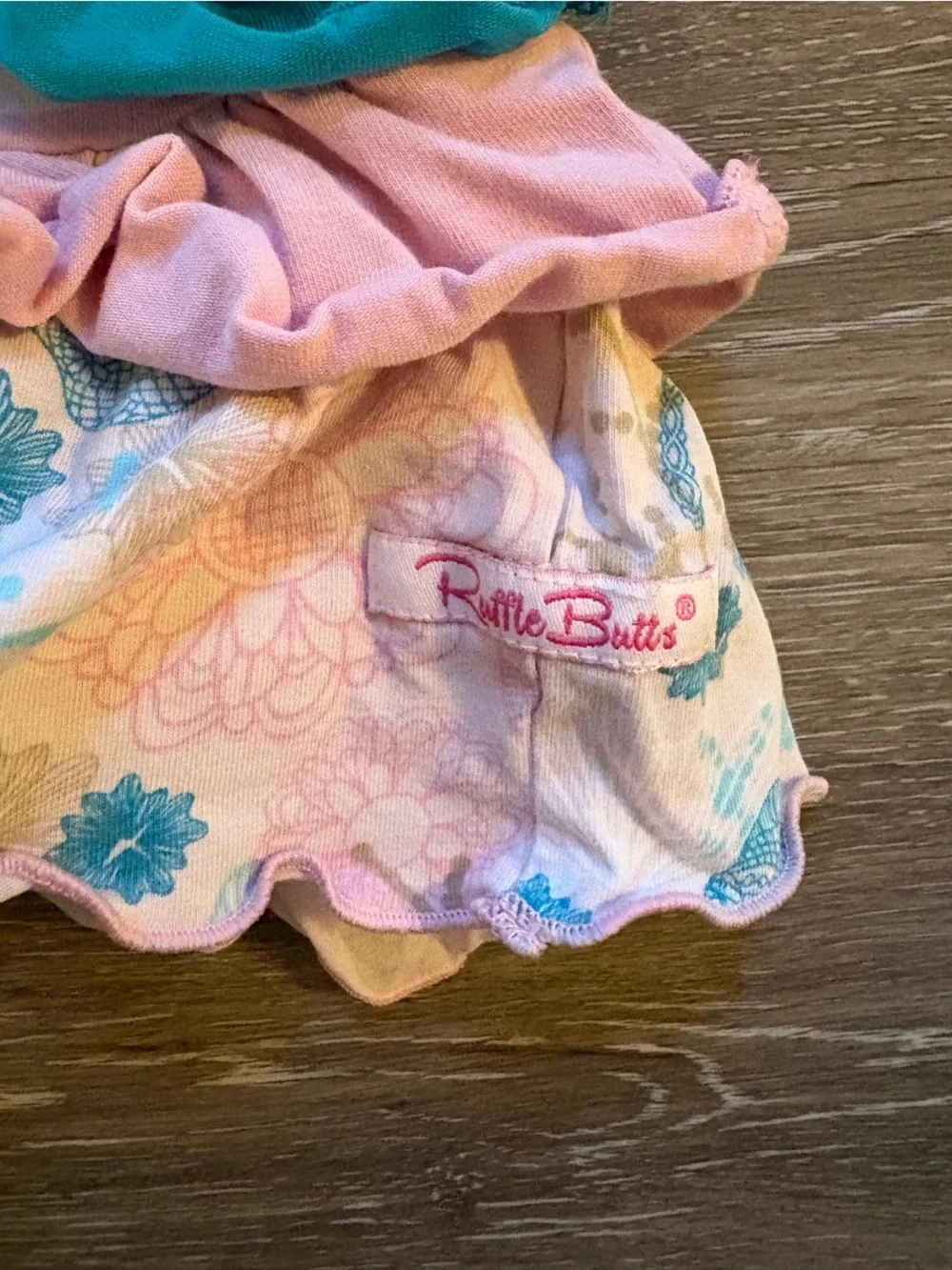 Ruffle Butts sweet pink